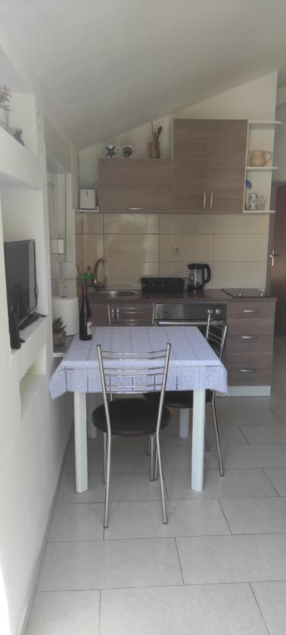 Apartmani Maslina Zuljana Exterior photo